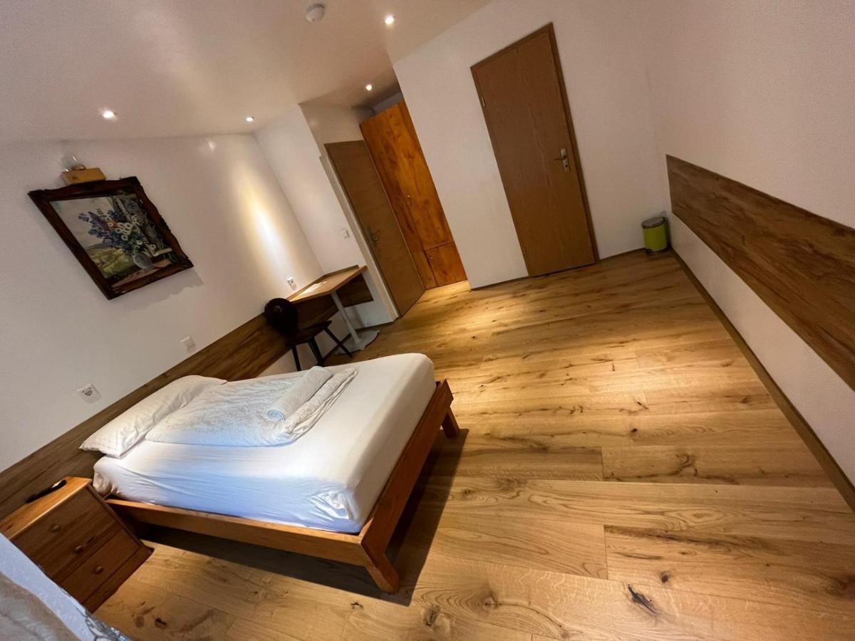 Tu Ferienzimmer In Ulm Stadtmitte Eksteriør bilde